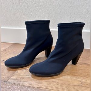 Women’s Ecco Ankle Boots size 39